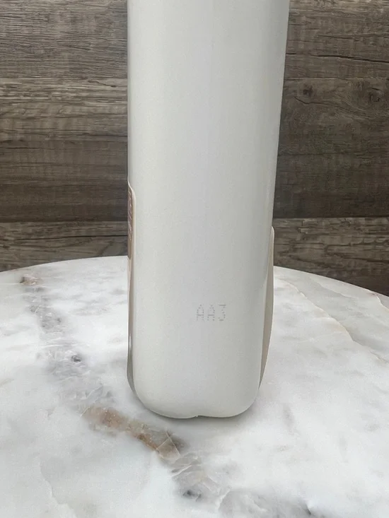 Clinique Beyond Perfecting Foundation + Concealer CN 40 CREAM CHAMOIS - Picture 8 of 8